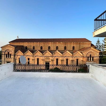 Port House Apartment Закинтос Екстериор снимка